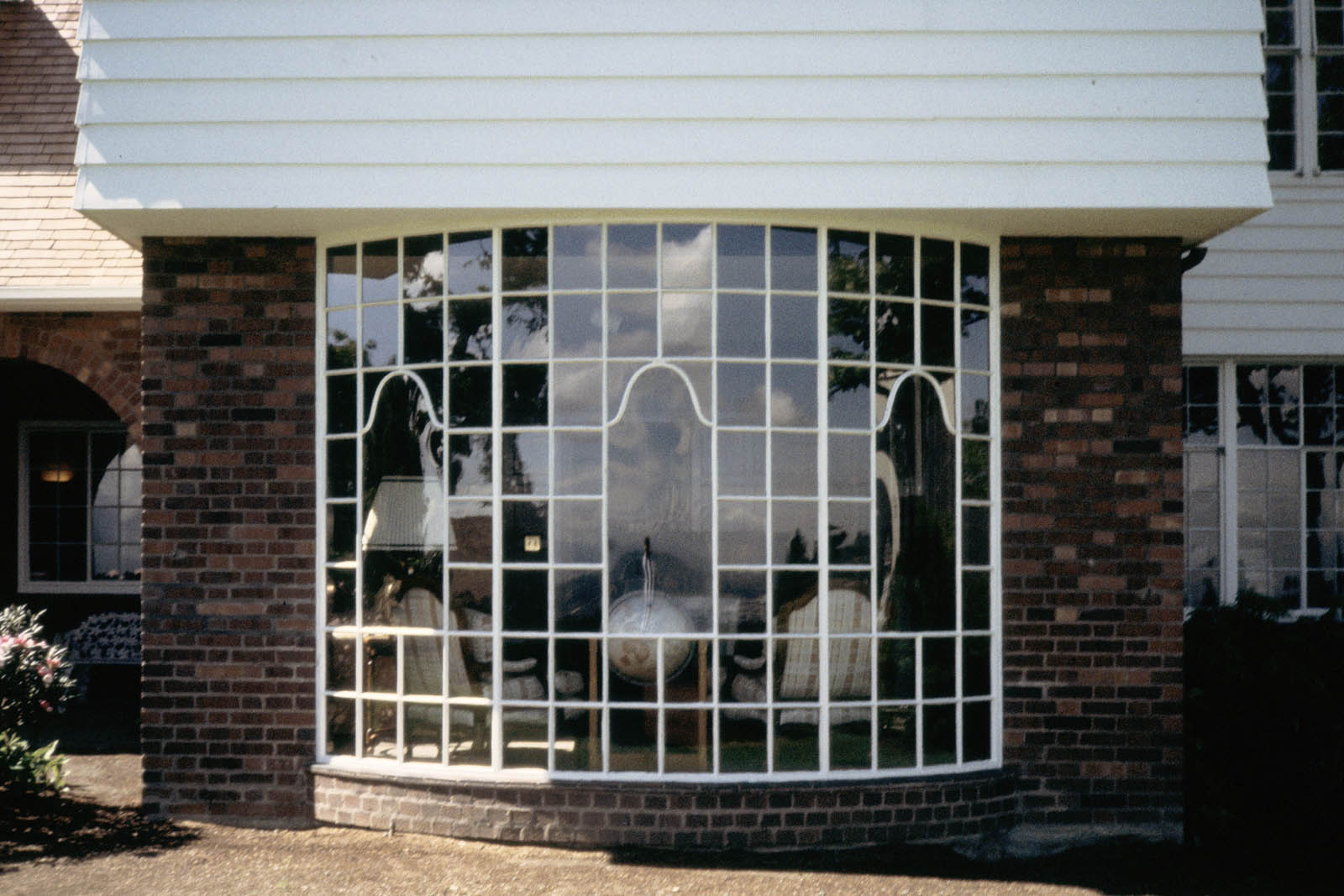 Photo by Dale Archer Photography, 1990